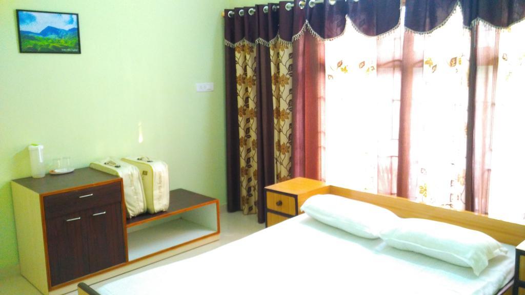 Ashirwad Homestay Guwahati Bagian luar foto